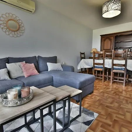 Avec Jolie Vue Et Jardin Privatif Apartment